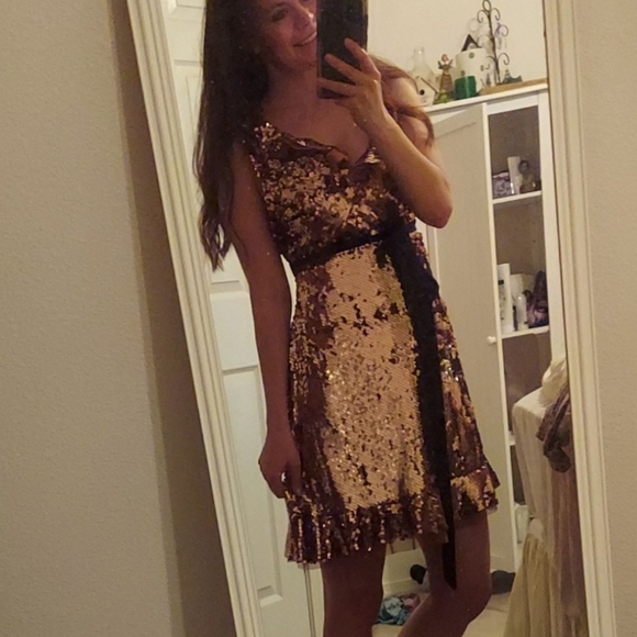Free People NEW Tribeca Gold Sequin Mini Party Dress Size 2 - Picture 8 of 12